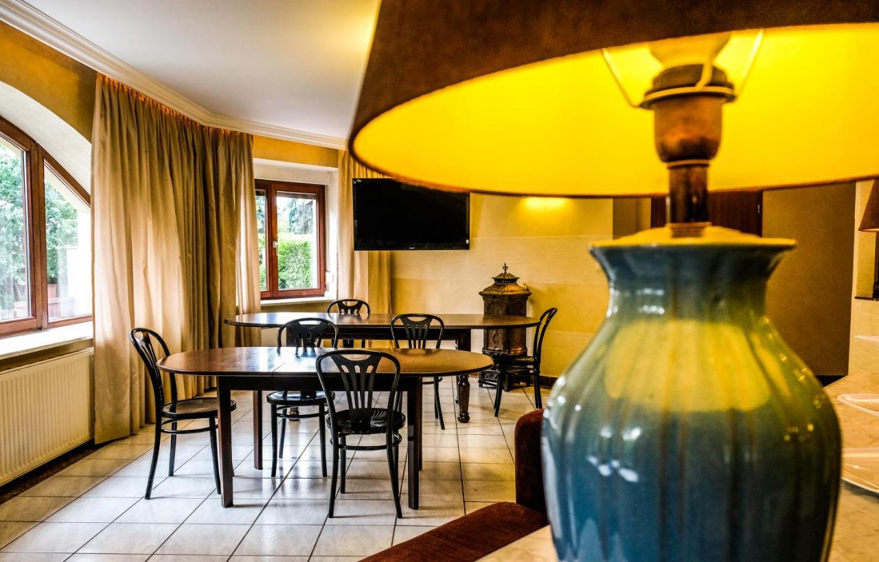 Villa 37B Bed And Breakfast 华沙 外观 照片